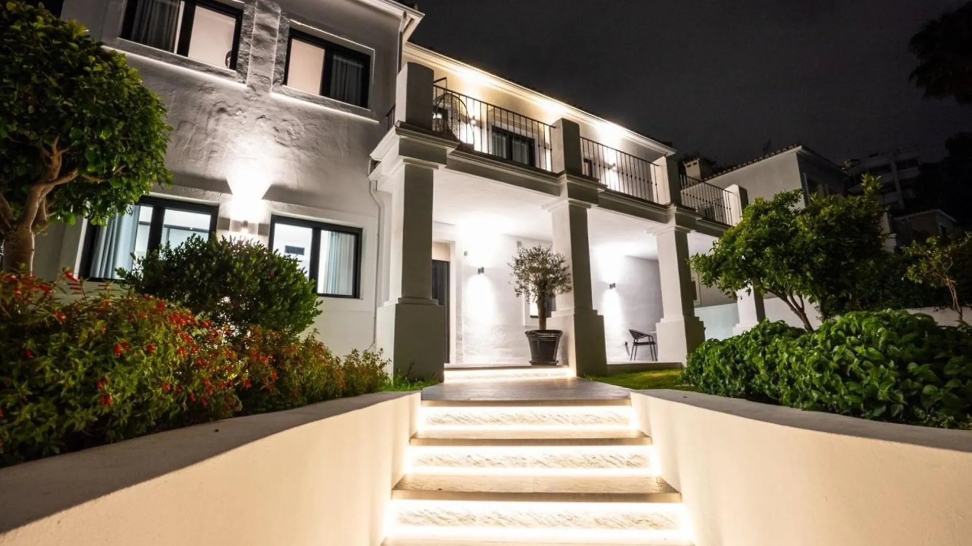 Villa New Zacaluca Pool Sauna & Gym Marbella