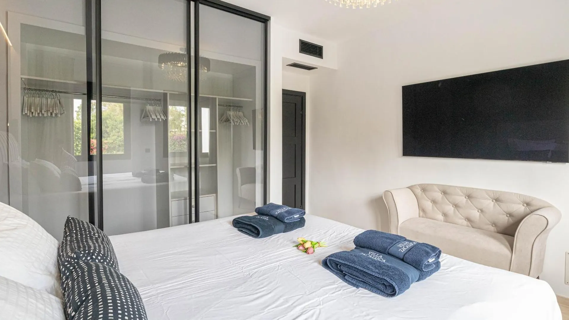 Villa New Zacaluca Pool Sauna & Gym Marbella 0*,  Spain